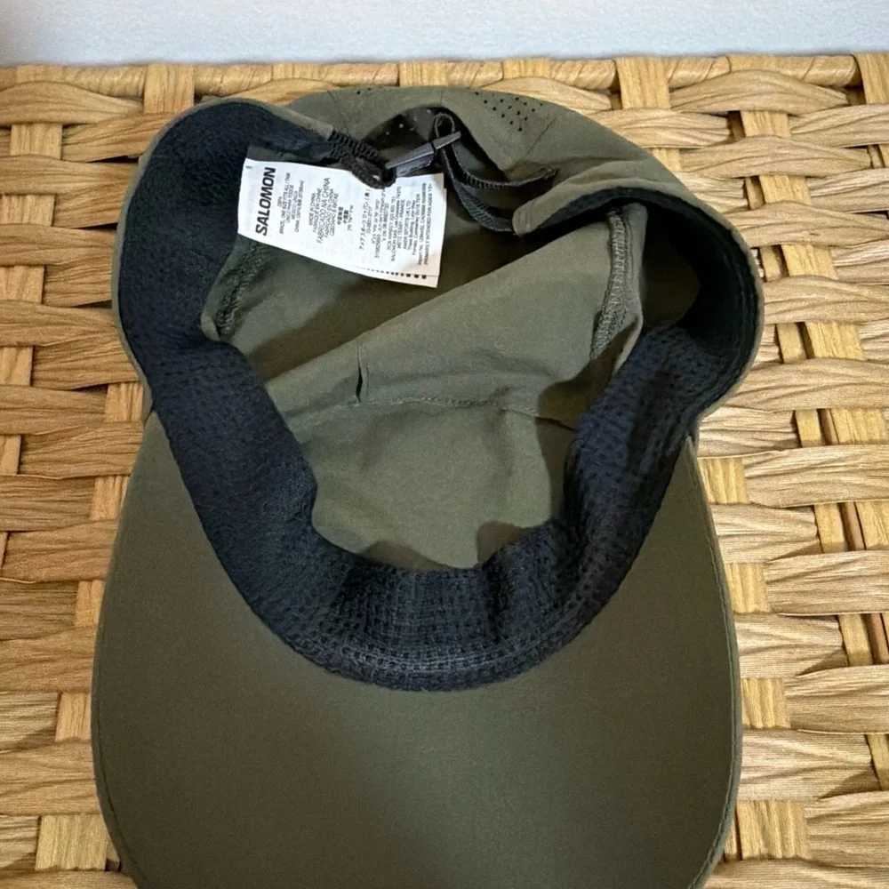 Salomon Unisex Cross Cap Mesh Panel Running Lightweight Breathable Hiking Buckle - Picture 3 of 5